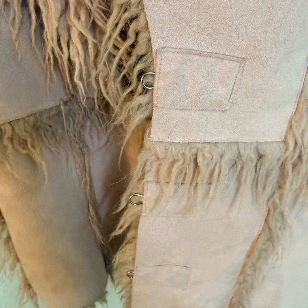 Bebe Faux Fur & Suede Vest – Size Small - Picture 5 of 5